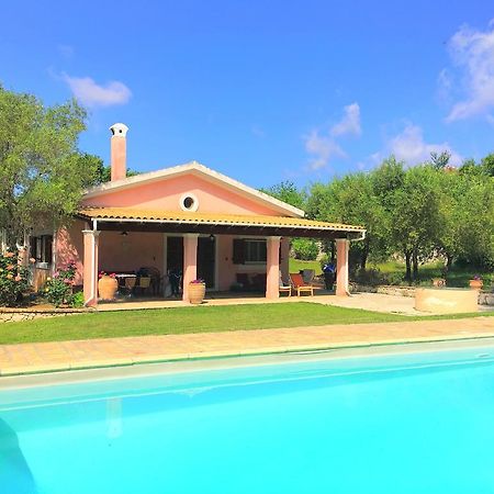 Villa Kleopatra Poulades ภายนอก รูปภาพ